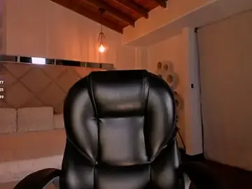 GiannaWatson  live sex cam
