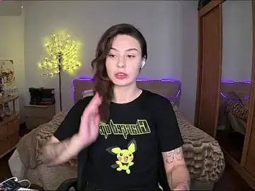 LilCamomile  live sex cam