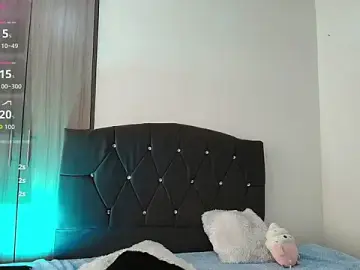 Ruby_Whispers  live sex cam