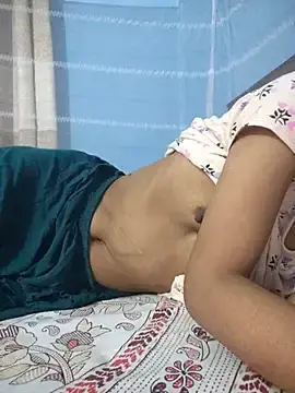 124pakhi  live sex cam