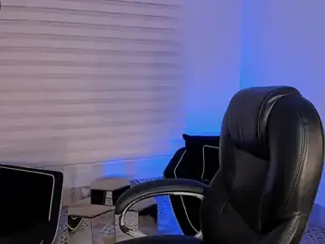 CandaseRussell  live sex cam