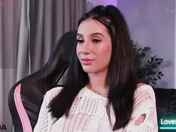 MaddieMusse  live sex cam