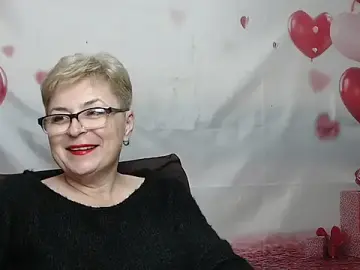 EmiliaGree  live sex cam