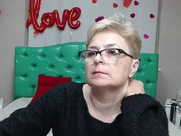 EmiliaGree  live sex cam