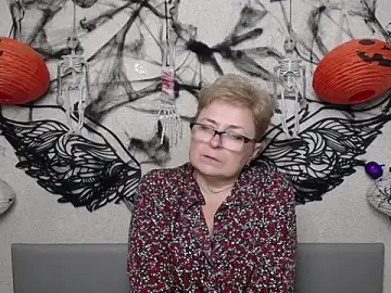 EmiliaGree  live sex cam