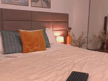 MayaCroft  live sex cam