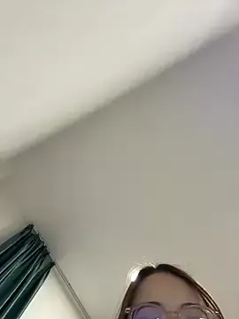 Mina-11  live sex cam