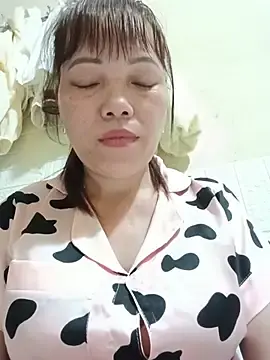 Sana-vn  live sex cam
