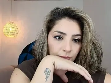 YummyAnna_  live sex cam