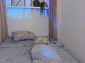 Roxy_hell  live sex cam