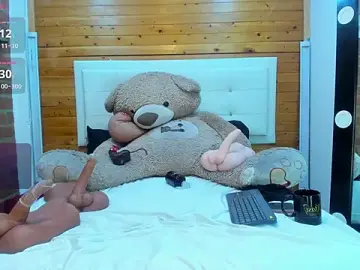 Dulcex69  live sex cam