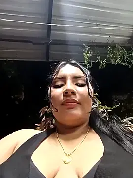 DyannaBloom  live sex cam