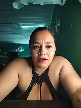 Emily_sweet13  live sex cam