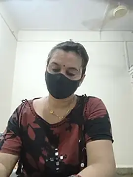 SpasyQueen69  live sex cam