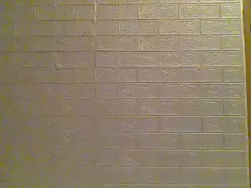 Strong-girl93  live sex cam