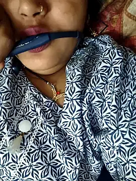 BEAUTY_QUE  live sex cam