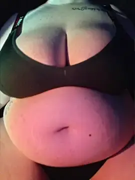 Husospuncika_90  live sex cam