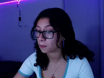 Ivonnybonn  live sex cam