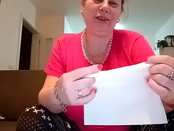 Jahudka47  live sex cam