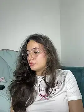 M_iiaa  live sex cam