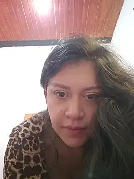 Lombarlana-89  live sex cam