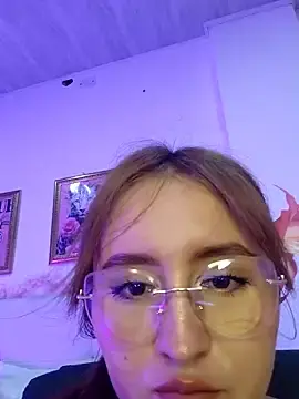 Melody-doll  live sex cam