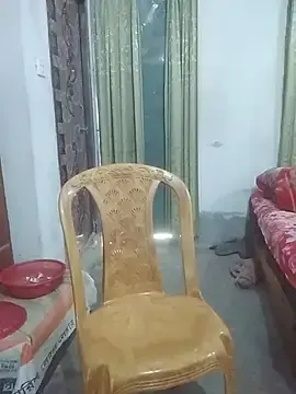 Momo_loves  live sex cam