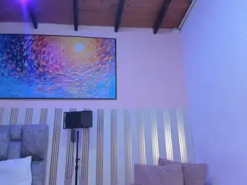 Nina_glow  live sex cam
