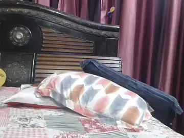 Prettyindiandoll  live sex cam