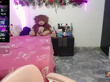 Sexysusan4you  live sex cam