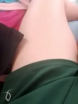 Sshuttshia  live sex cam