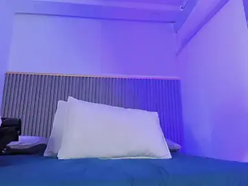 AnnaraLeinx  live sex cam