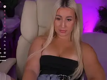 LiaBrazzerr  live sex cam