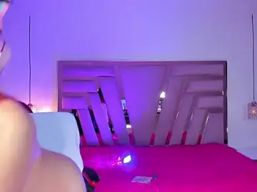 LiaGames  live sex cam
