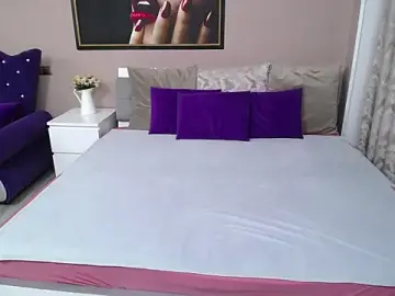 LilithReys  live sex cam