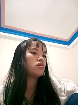 LucyBri01  live sex cam