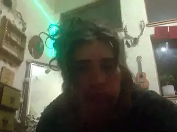 MmeMyst28  live sex cam