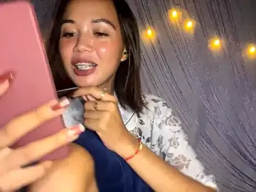 MoraChevez  live sex cam