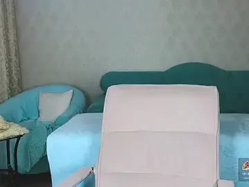 Hot_ass_18  live sex cam