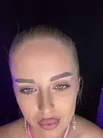 AubrieleRouj1  live sex cam