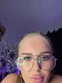 AubrieleRouj1  live sex cam