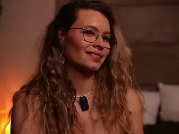 BrandyWhite  live sex cam