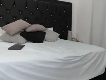 ElenaStone_  live sex cam