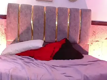 EstrellitaGlow  live sex cam