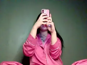 SoftModest  live sex cam