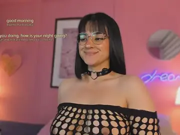 SoySaraa  live sex cam