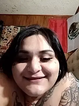 Thick_ally13  live sex cam