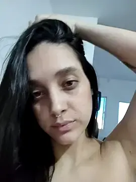 Laracaroline  live sex cam