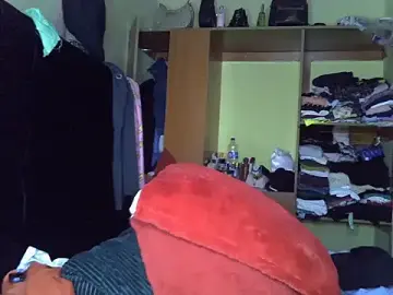 Pretty_jazminee1  live sex cam