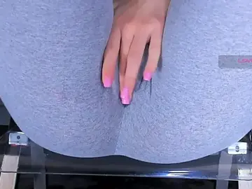 Cameltoe_squirt_inPants  live sex cam